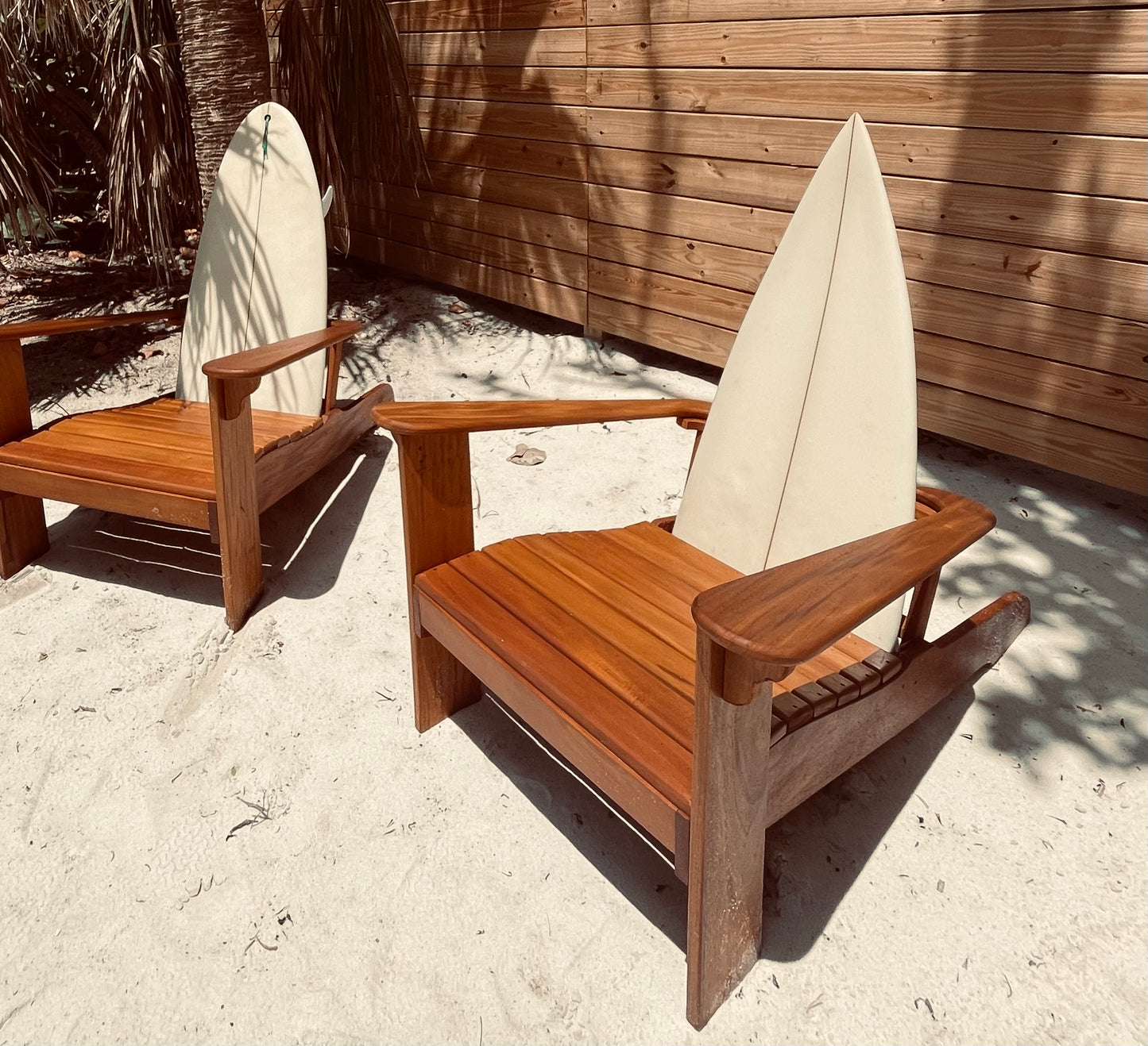 "White Fin" – Mahogany Set of 2